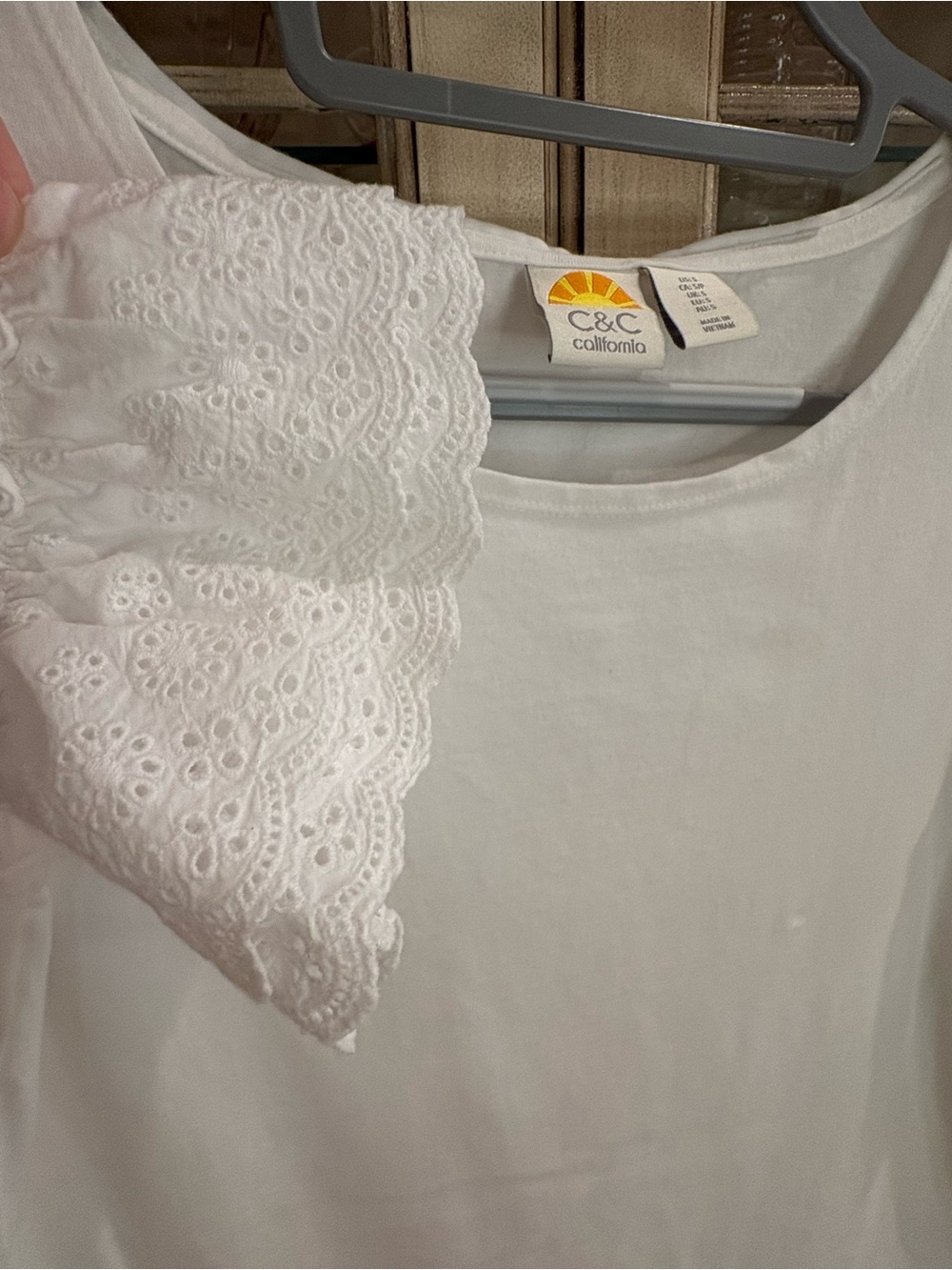 C&C California Crisp White Cotton-Blend Dress with Lace Sleeve Detail